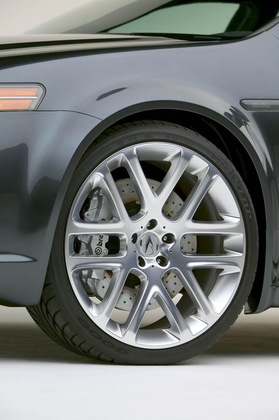 Колеса Acura TL A-Spec Concept 2004 года  (фото 14 из 21)